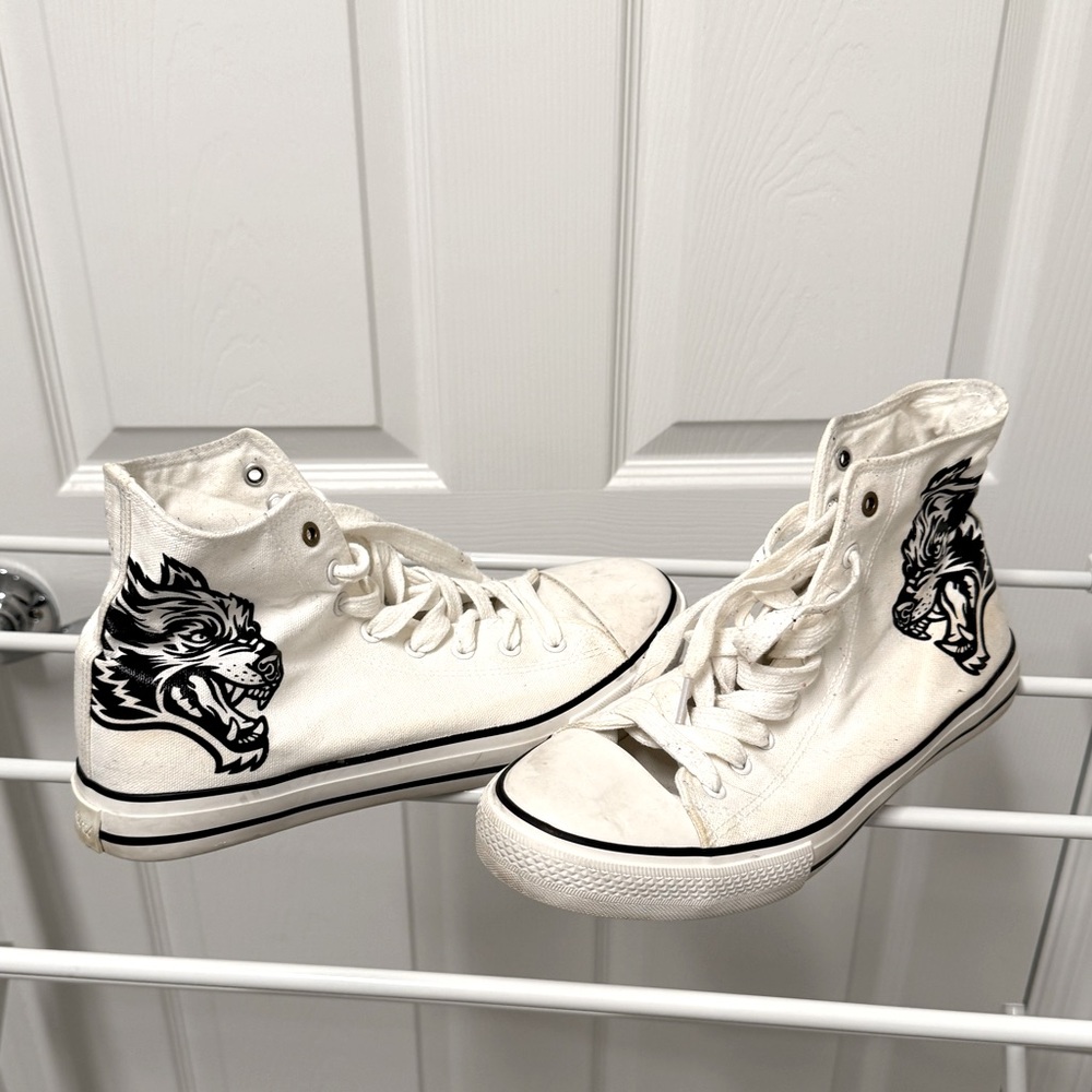 Darc sport Wolves high top ones